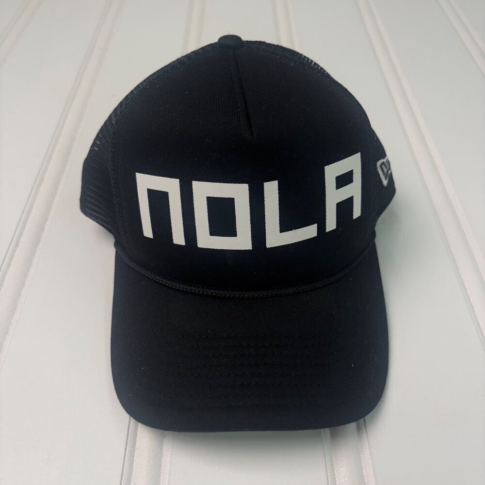 Women's New Era Black New Orleans Saints McGee Trucker 9FORTY Adjustable Hat